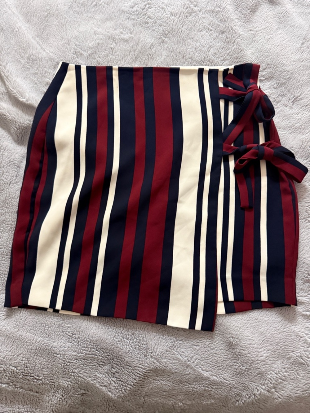 Express Striped Navy, Burgundy & Cream Skirt - Size 2